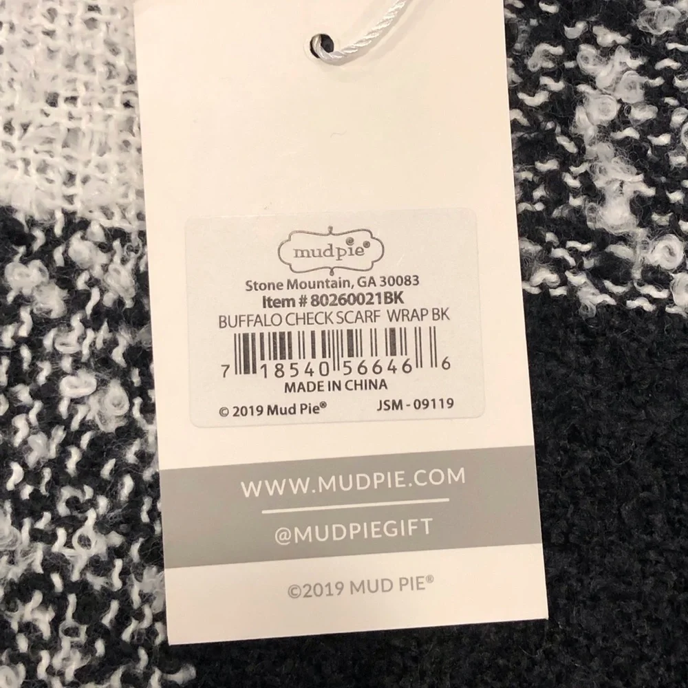 🆕 Mud Pie Black and White Buffalo Check Scarf/Wrap, OS